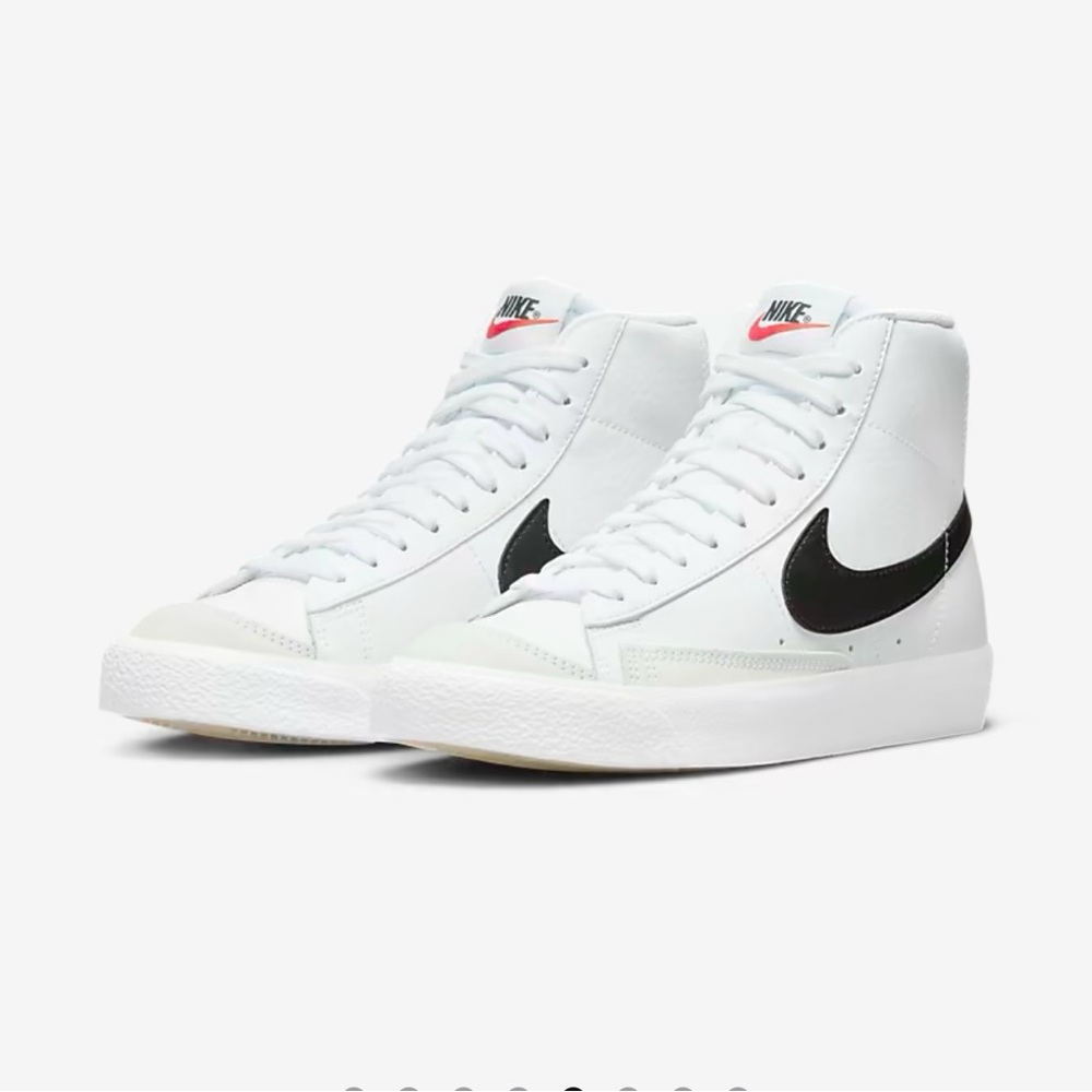 Unisex Nike Blazer mid ‘77 Big Kids Boys Size 3.5 youth (brand new ,no box)